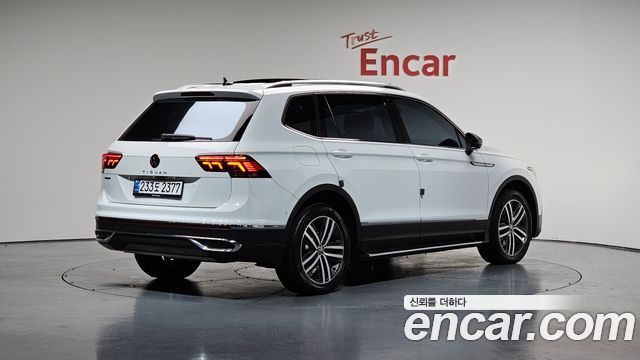 Volkswagen Tiguan из Кореи Encar