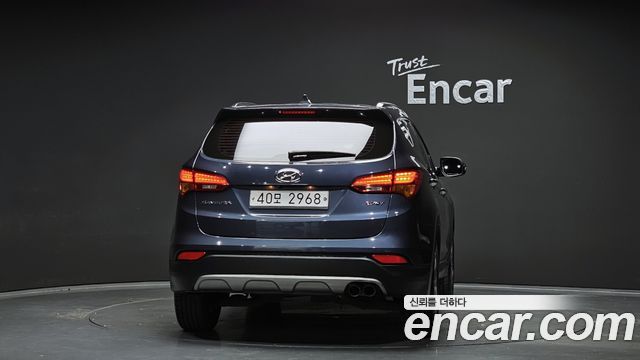 Hyundai Santafe Diesel(e-VGT) 2.0 2WD Exclusive Special — пробег 138 309 км — фото 4 из 5