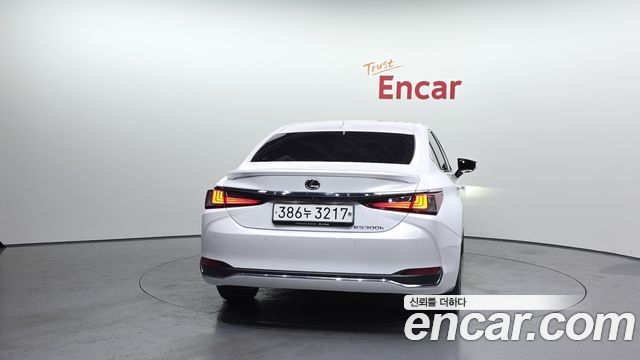 Lexus ES из Кореи Encar