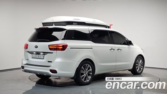 Kia Carnival из Кореи Encar