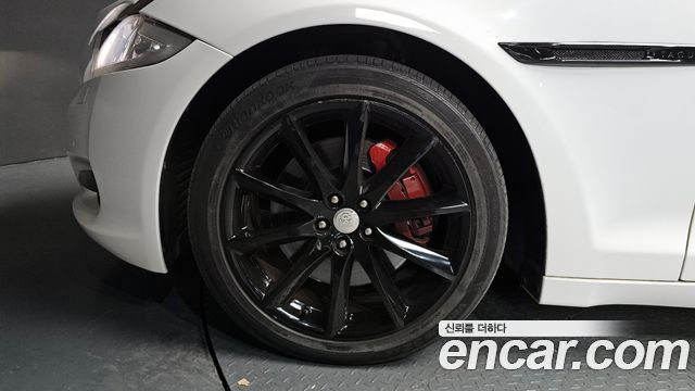 Jaguar XJ из Кореи Encar