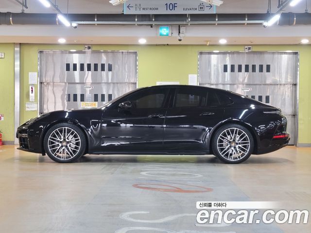 Porsche Panamera 2.9 AWD — пробег 1 800 км — фото 2 из 5