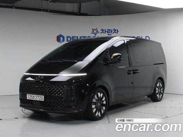 Hyundai Staria 4WD Lounge 9-Seater Inspiration — пробег 77 535 км — фото 1 из 5