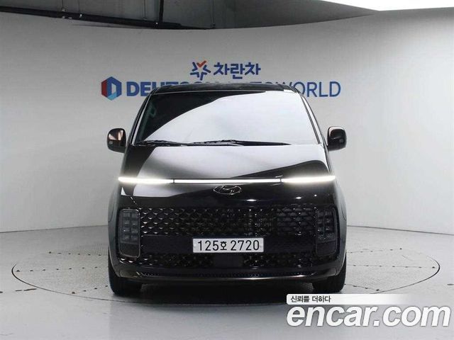 Hyundai Staria 4WD Lounge 9-Seater Inspiration — пробег 77 535 км — фото 3 из 5