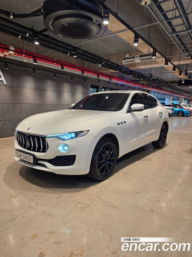 Maserati Levante из Кореи Encar