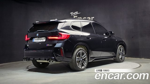 BMW X1 M35i xDrive — пробег 12 262 км — фото 2 из 5