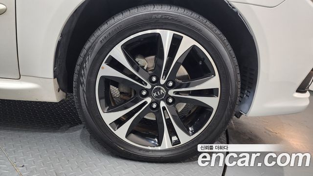 Kia LOTZE из Кореи Encar