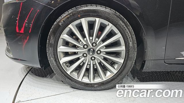 Kia K7 из Кореи Encar