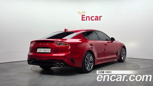 Kia Stinger из Кореи Encar