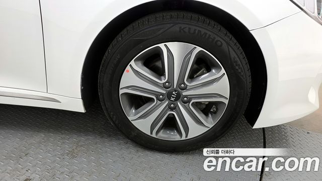 Kia K5 из Кореи Encar