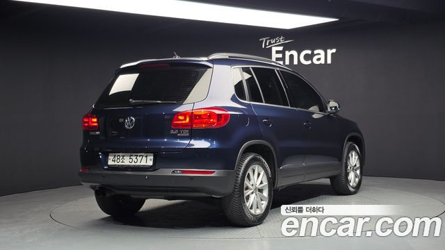Volkswagen Tiguan из Кореи Encar
