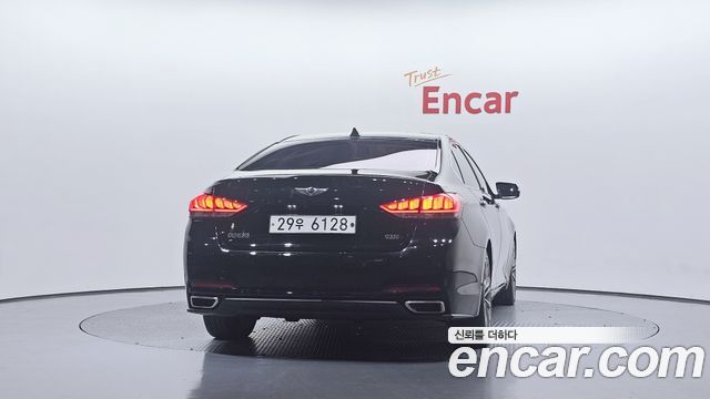 Hyundai Genesis из Кореи Encar