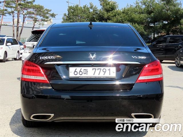 Hyundai Equus из Кореи Encar