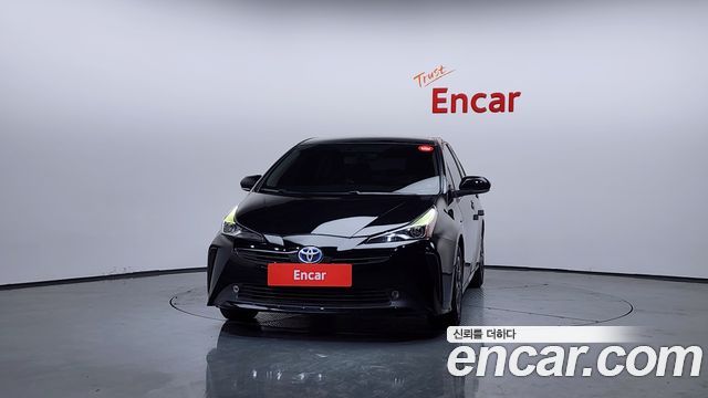 Toyota Prius из Кореи Encar