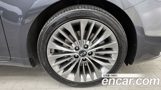 Kia K7 из Кореи Encar