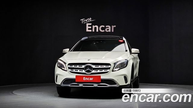 Mercedes-Benz GLA-Class GLA220 Premium — пробег 55 349 км — фото 3 из 5