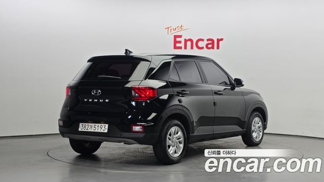 Hyundai Venue из Кореи Encar