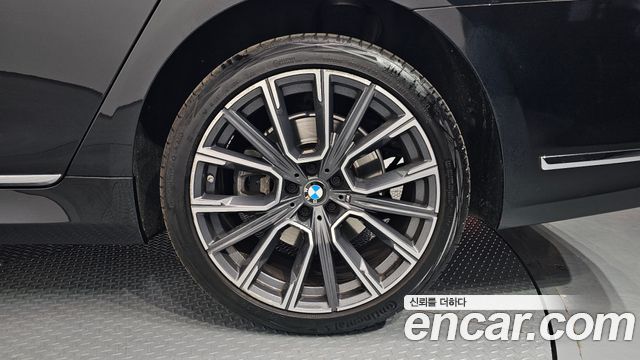 BMW 7-Series из Кореи Encar