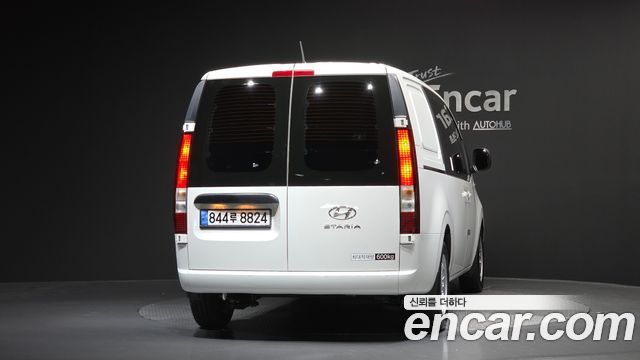 Hyundai Staria из Кореи Encar