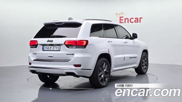 Jeep Cherokee 3.6 Limited-X WK2 — пробег 38 830 км — фото 2 из 5