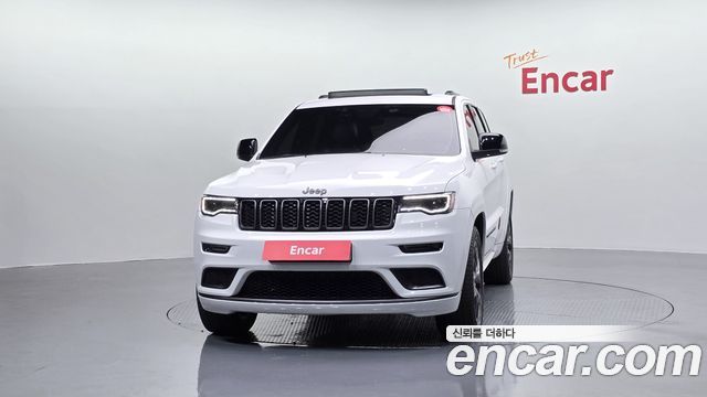 Jeep Cherokee 3.6 Limited-X WK2 — пробег 38 830 км — фото 3 из 5