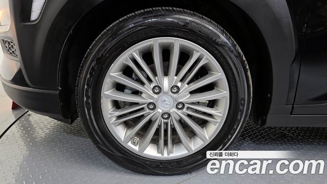Hyundai Kona из Кореи Encar