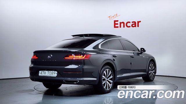 Volkswagen Arteon 2.0 TDI Premium — пробег 26 415 км — фото 2 из 5
