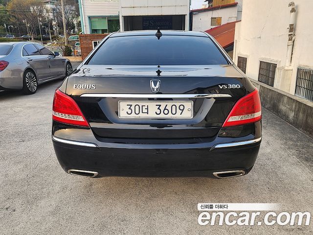 Hyundai Equus из Кореи Encar