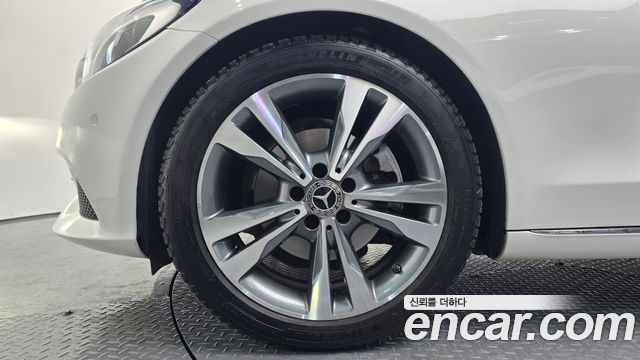 Mercedes-Benz C-Class из Кореи Encar