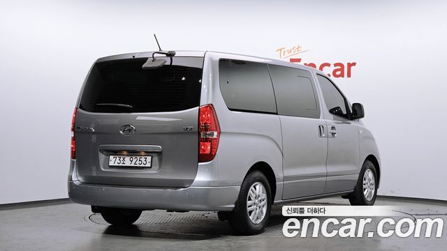 Hyundai Starex 11-Seater Wagon Smart — пробег 140 159 км — фото 2 из 5