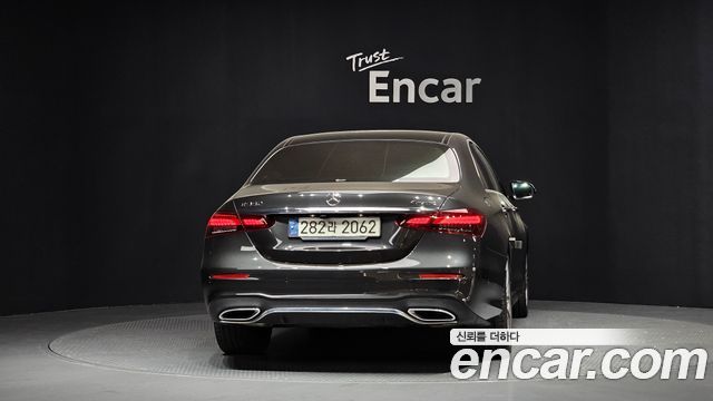 Mercedes-Benz E-Class E350 4MATIC AMG Line Edition — пробег 108 768 км — фото 4 из 5