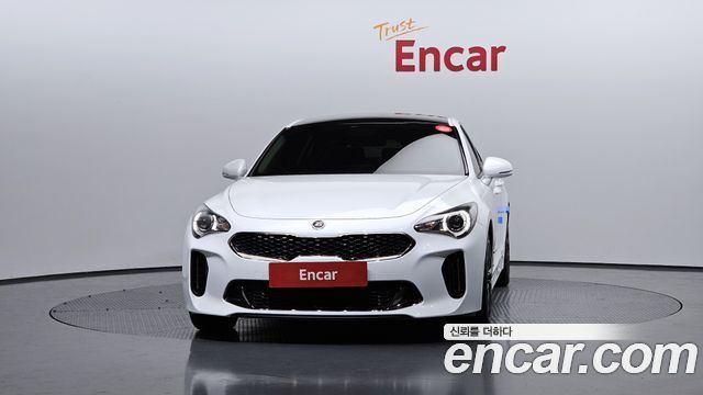 Kia Stinger 2.2 Diesel 2WD Prime — пробег 111 898 км — фото 3 из 5