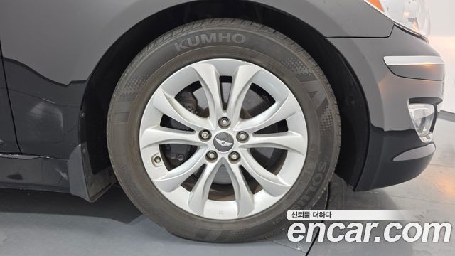 Hyundai Genesis из Кореи Encar
