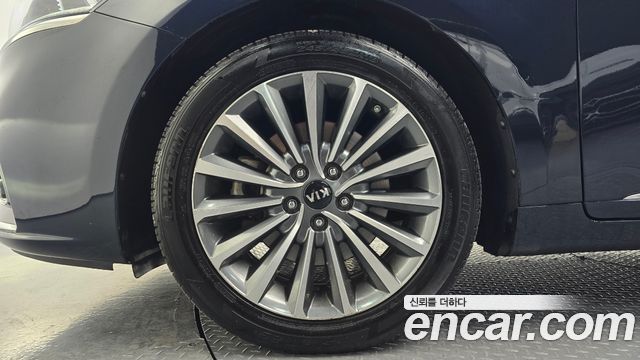 Kia K7 из Кореи Encar