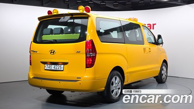 Hyundai Starex 4WD School Bus — пробег 76 371 км — фото 2 из 5