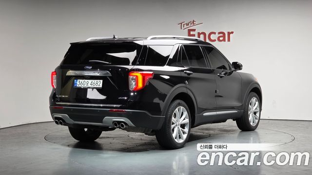 Ford Explorer 3.0 Platinum 4WD — пробег 46 459 км — фото 2 из 5