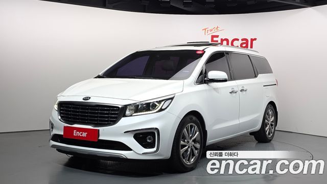 Kia Carnival 9-Seater Prstige — пробег 157 503 км — фото 1 из 5