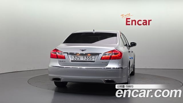 Hyundai Genesis из Кореи Encar