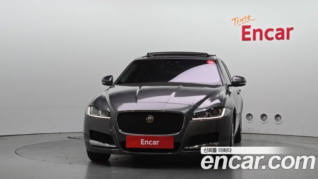 Jaguar XF 25t Prestige — пробег 116 636 км — фото 3 из 5