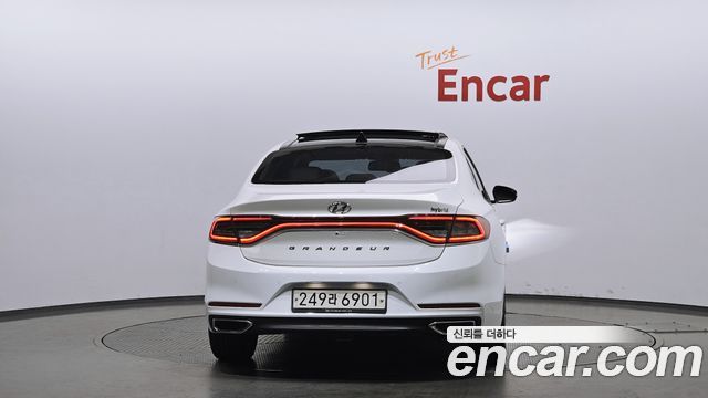 Hyundai Grandeur из Кореи Encar