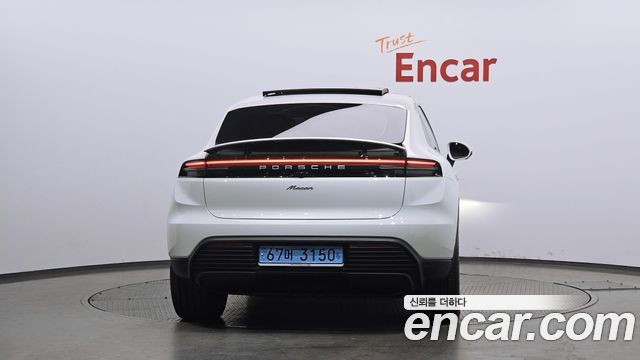 Porsche Macan из Кореи Encar