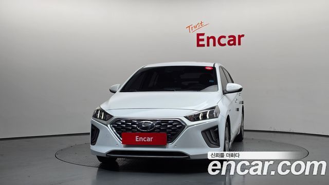 Hyundai Ioniq 1.6 HEV Q — пробег 136 055 км — фото 3 из 5