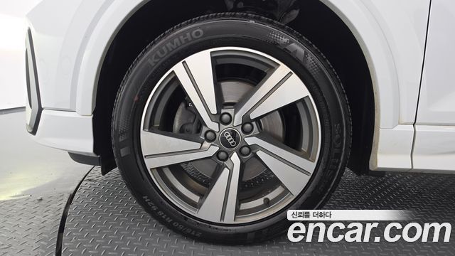 Audi Q2 из Кореи Encar