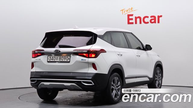 Kia Seltos из Кореи Encar