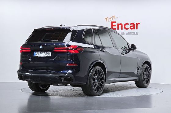 BMW X5 xDrive 40i M Sport — пробег 7 047 км — фото 2 из 5