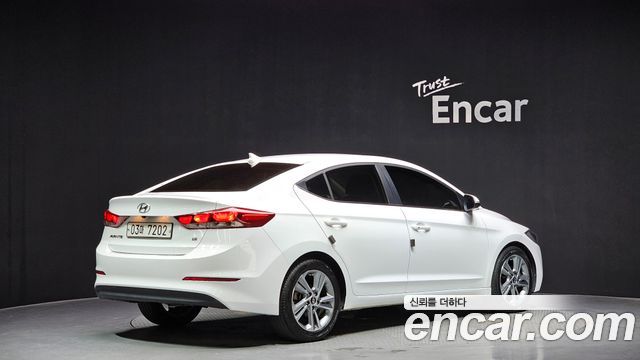 Hyundai AVANTE из Кореи Encar