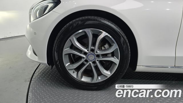 Mercedes-Benz C-Class из Кореи Encar