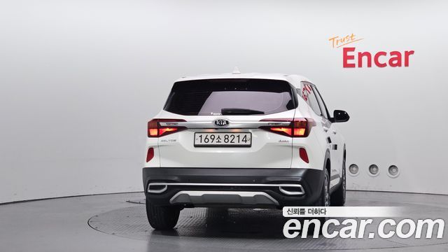 Kia Seltos из Кореи Encar