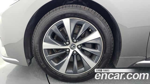 Lexus LS из Кореи Encar