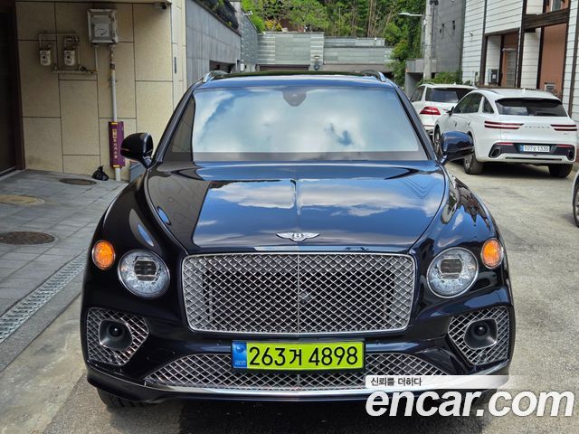 Bentley Bentayga 4.0 V8 — пробег 49 000 км — фото 1 из 5